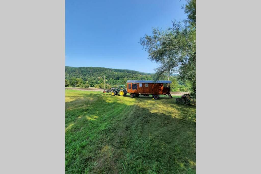 RumikonAutarkes Tiny House Mit Rheinblickアパートメント エクステリア 写真