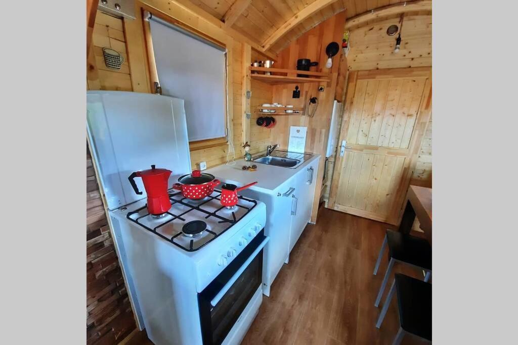 RumikonAutarkes Tiny House Mit Rheinblickアパートメント エクステリア 写真