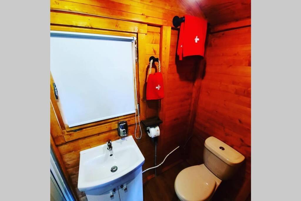 RumikonAutarkes Tiny House Mit Rheinblickアパートメント エクステリア 写真